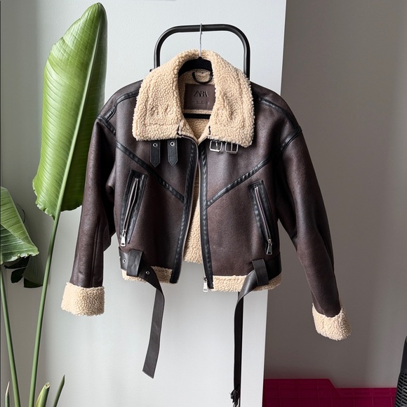Zara Jackets & Blazers - Zara Dark Brown Cropped Jacket with Cream Shearling